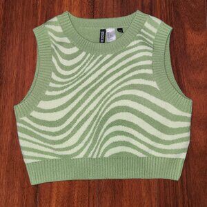 Green Wave pattern cropped sweater vest